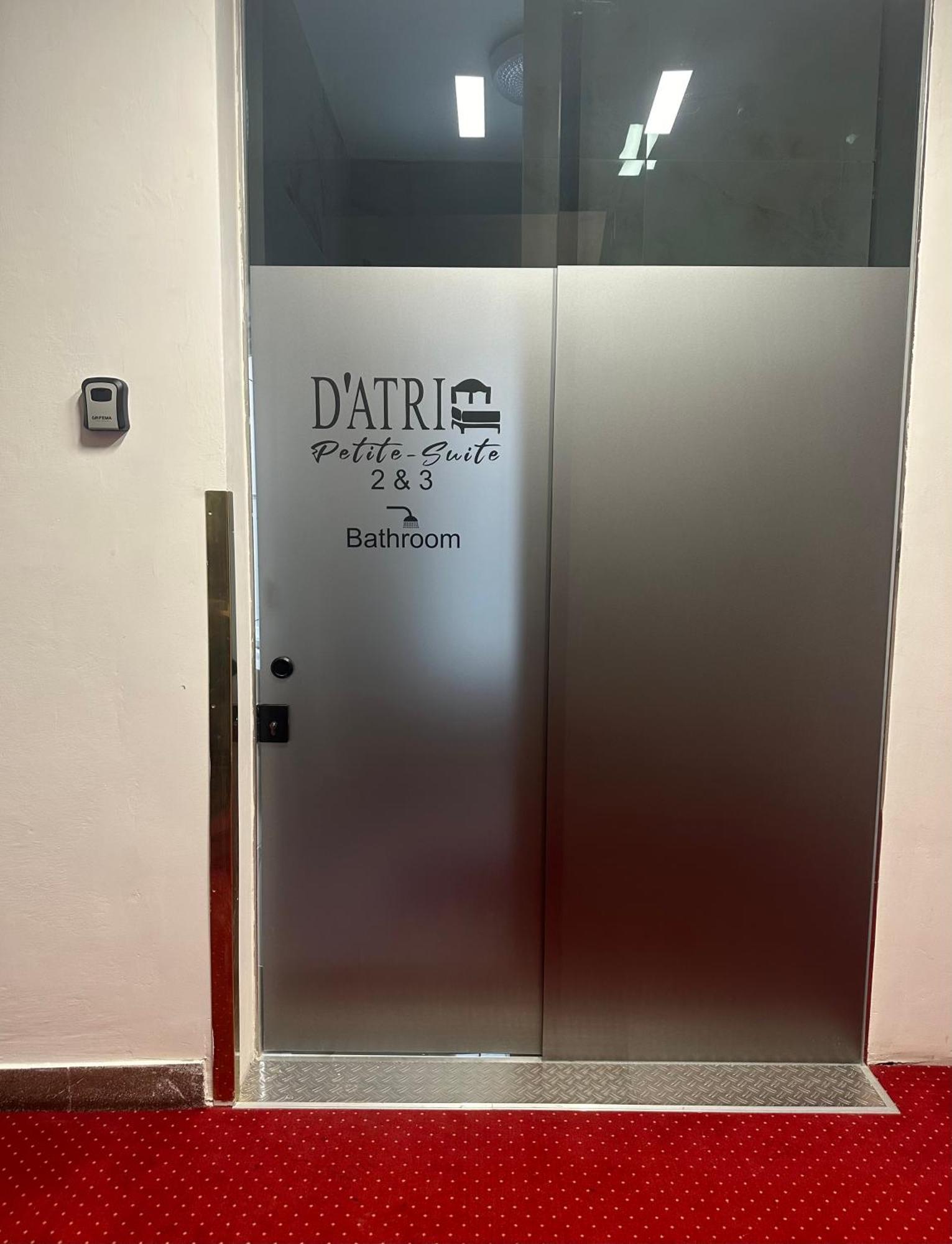 Datri Petite Suite 1 - 3 Виена Екстериор снимка