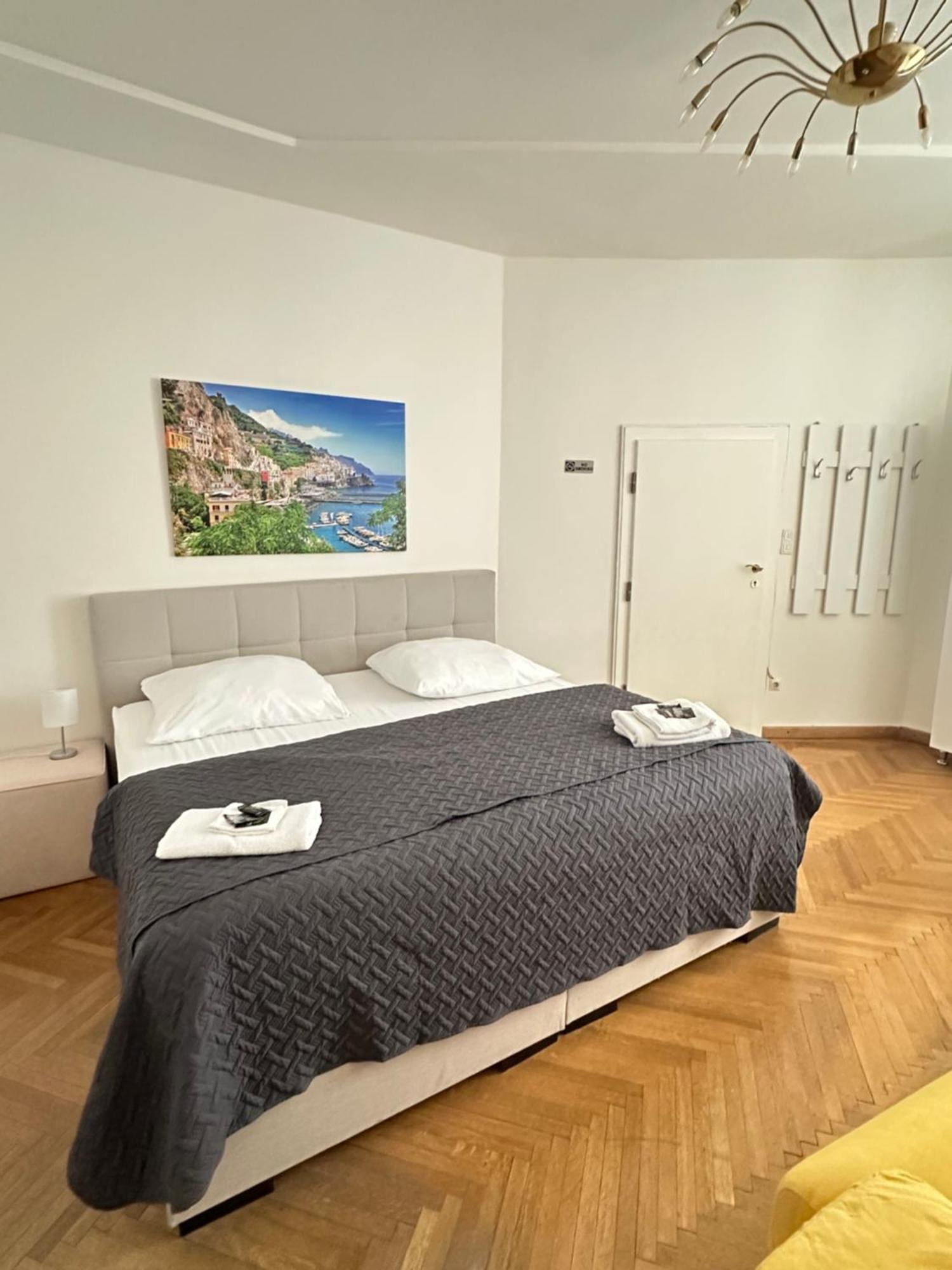 Datri Petite Suite 1 - 3 Виена Екстериор снимка